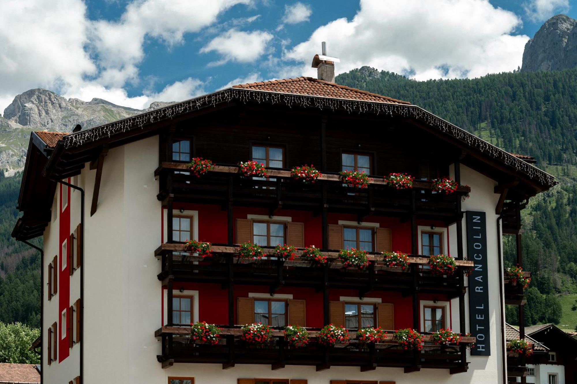 Romantic Charming Hotel Rancolin Moena Exterior photo