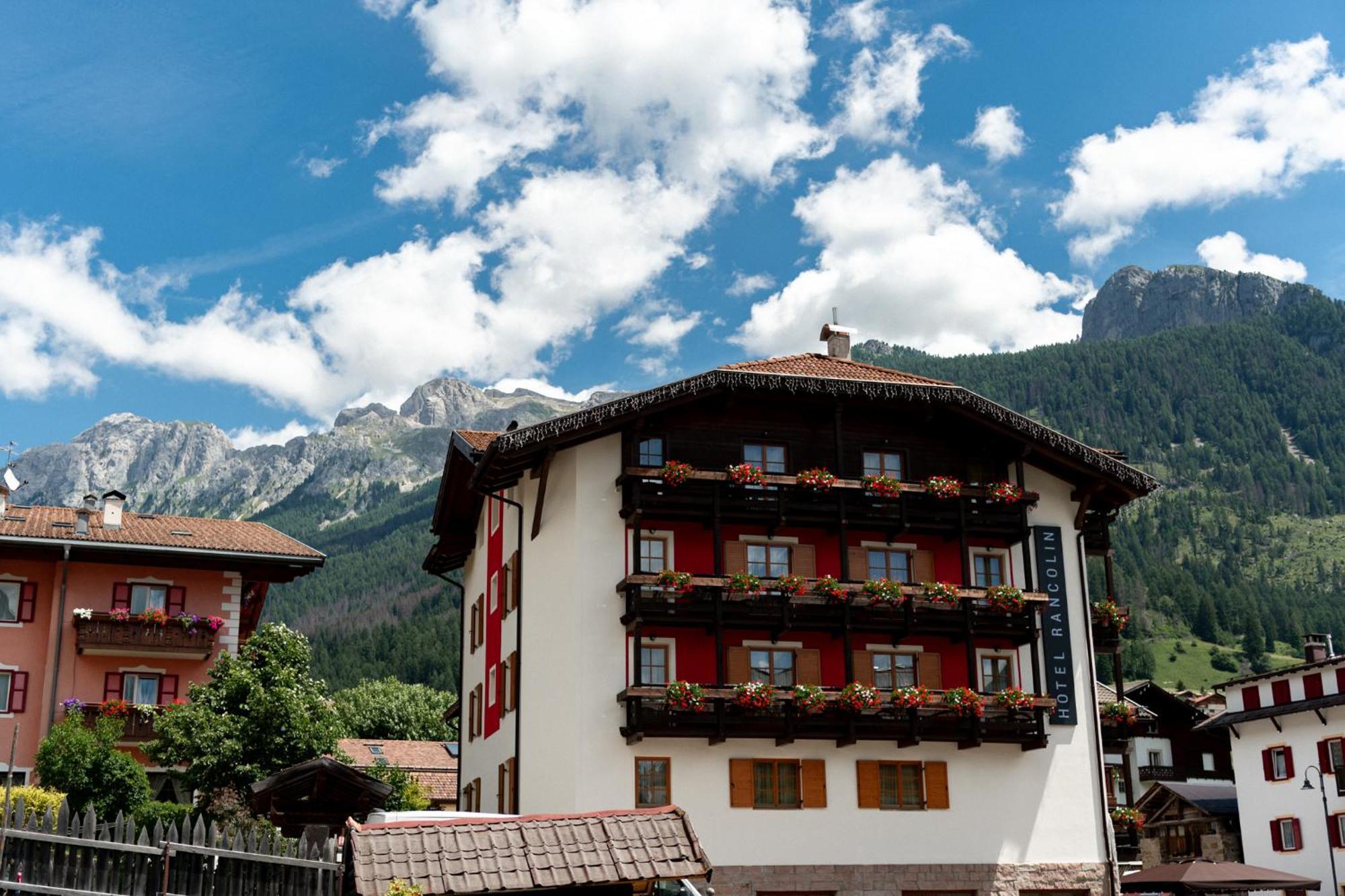 Romantic Charming Hotel Rancolin Moena Exterior photo