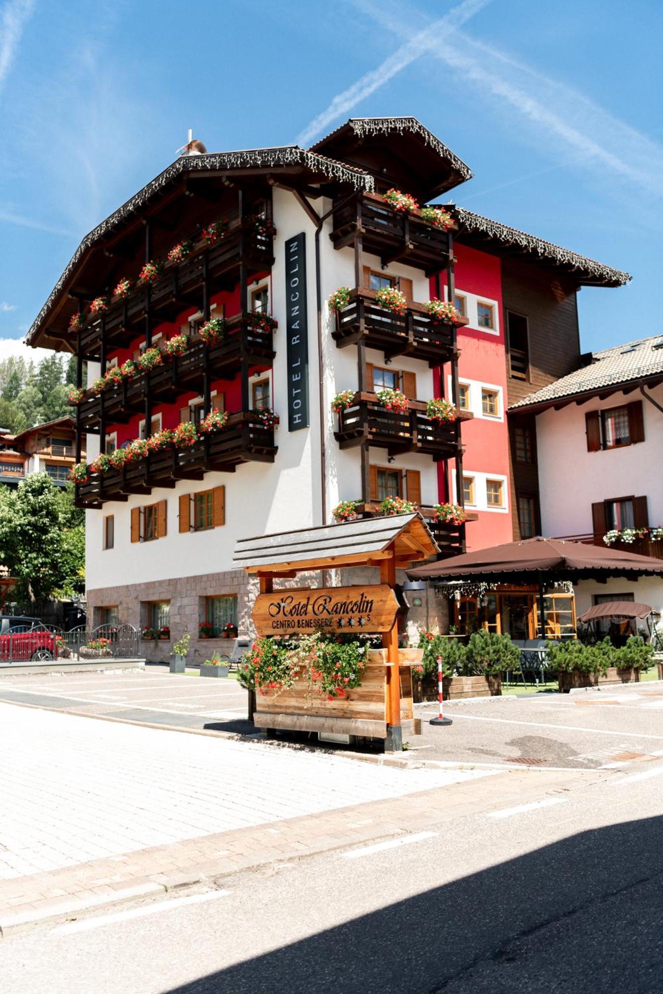 Romantic Charming Hotel Rancolin Moena Exterior photo