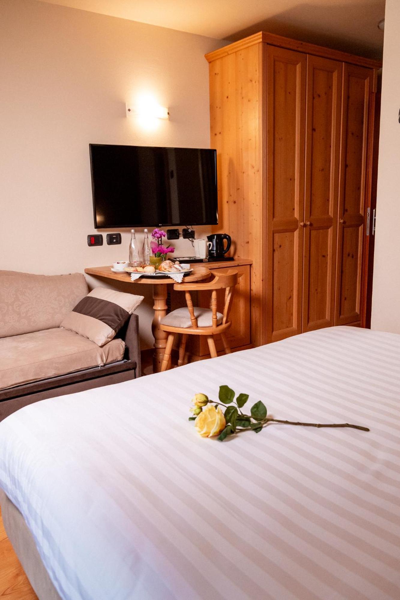 Romantic Charming Hotel Rancolin Moena Exterior photo