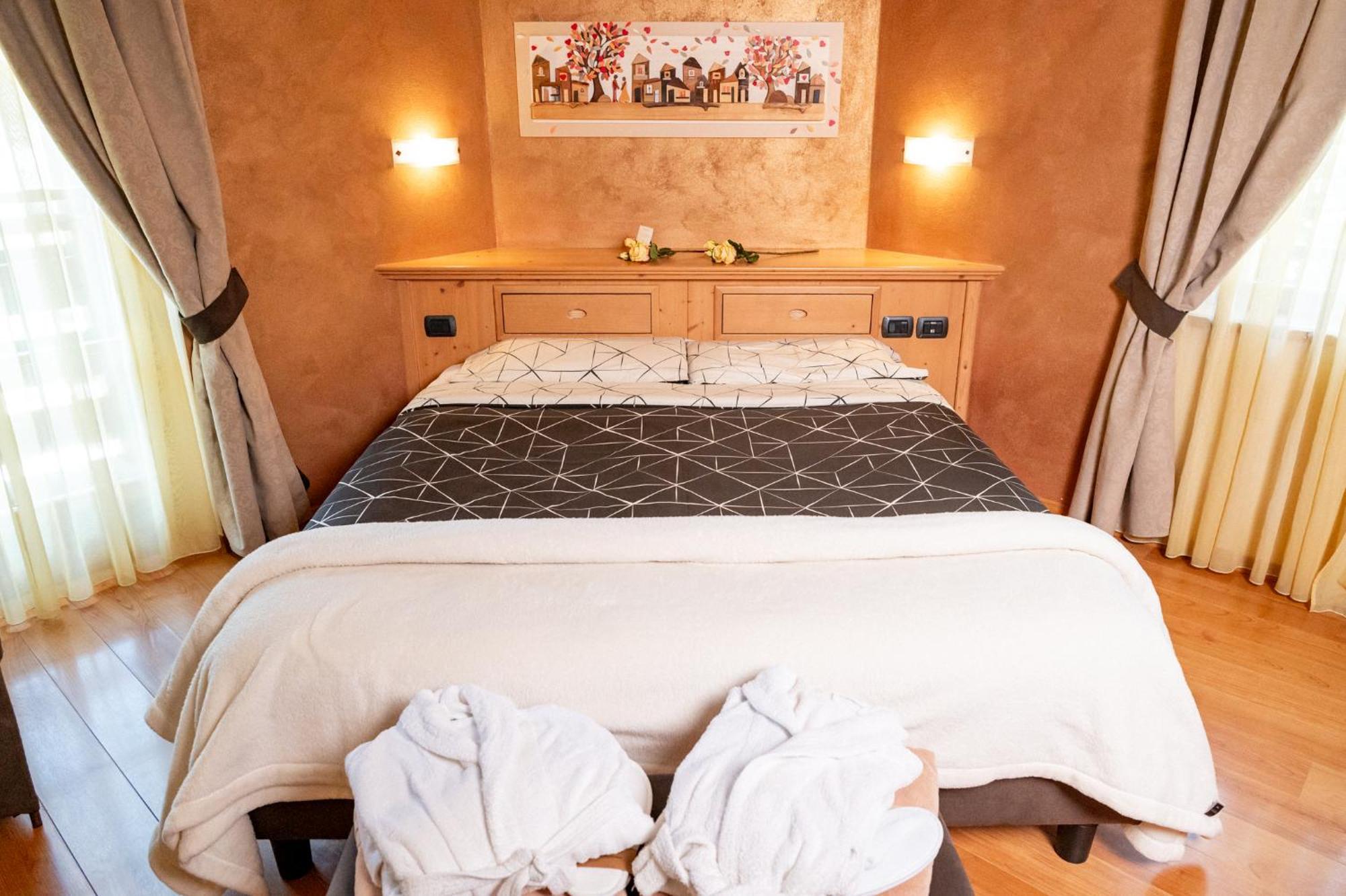 Romantic Charming Hotel Rancolin Moena Exterior photo